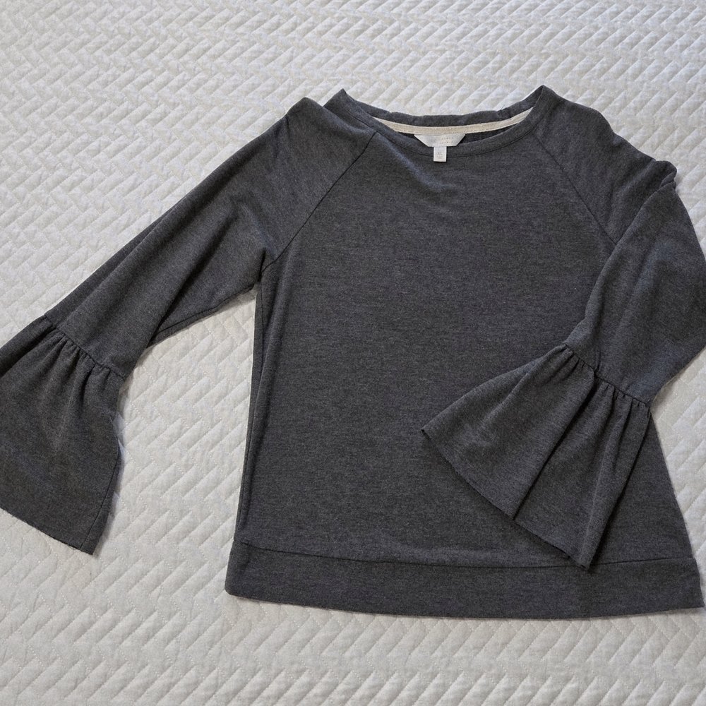 LC Lauren Conrad Charcoal Knit Top